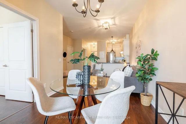Additional property image - 95 Wilson St Unit 212