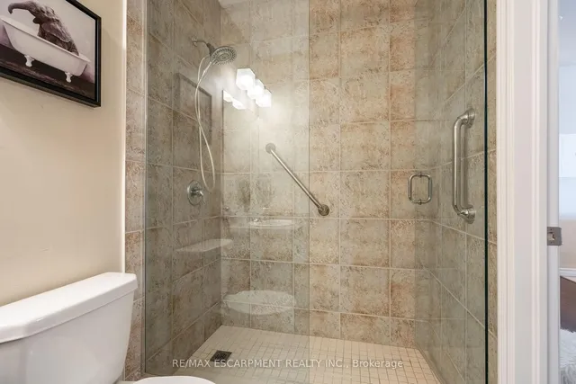 Additional property image - 95 Wilson St Unit 212
