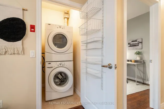 Additional property image - 95 Wilson St Unit 212