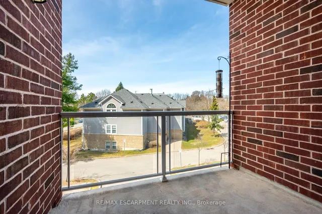 Additional property image - 95 Wilson St Unit 212