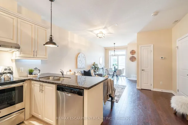 Additional property image - 95 Wilson St Unit 212
