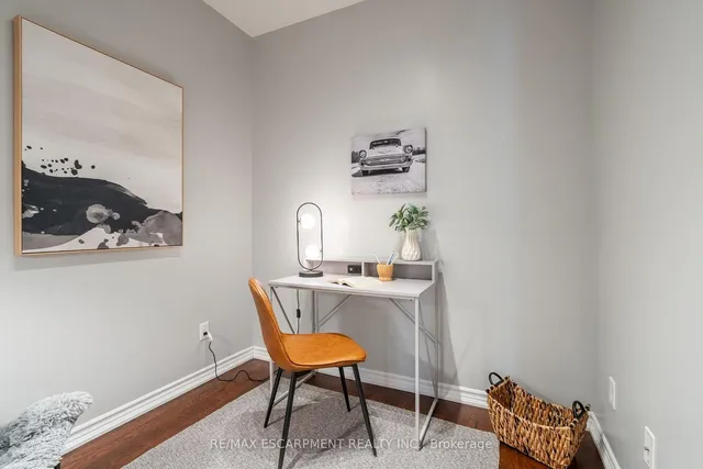 Additional property image - 95 Wilson St Unit 212