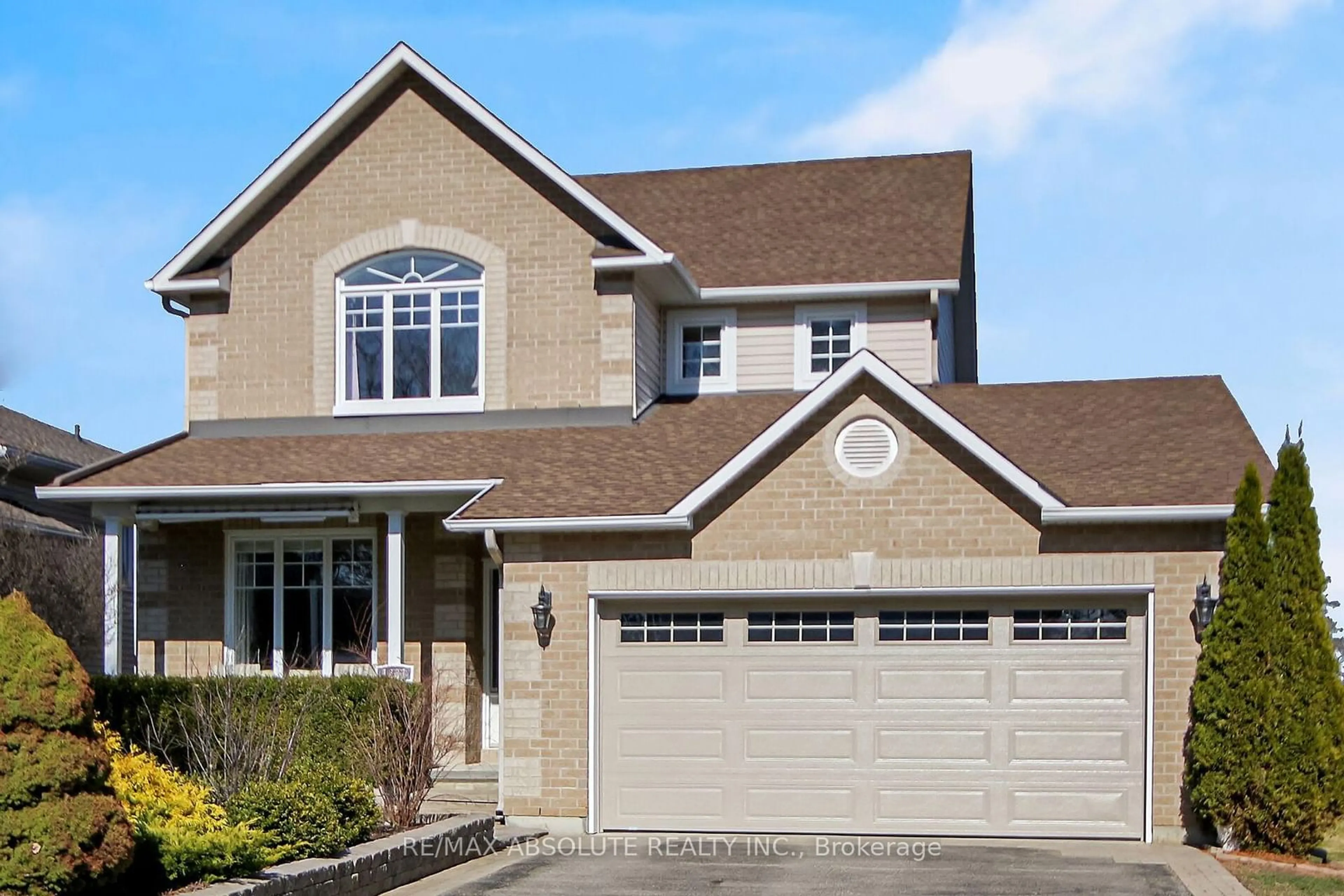Home with vinyl exterior material, street for 1331 Cuthbertson Ave, Brockville Ontario K6V 6Y2