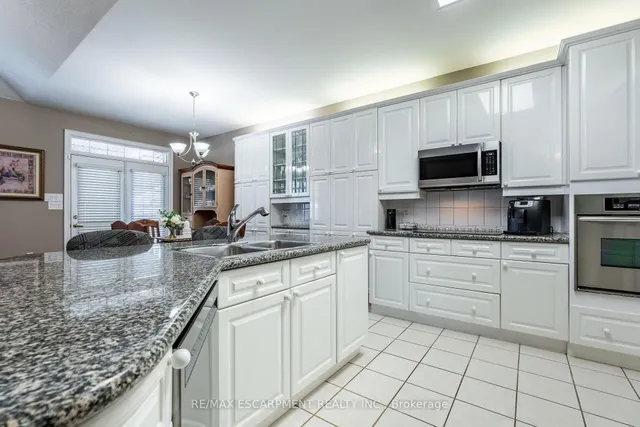 Additional property image - 18 Bellstone Lane