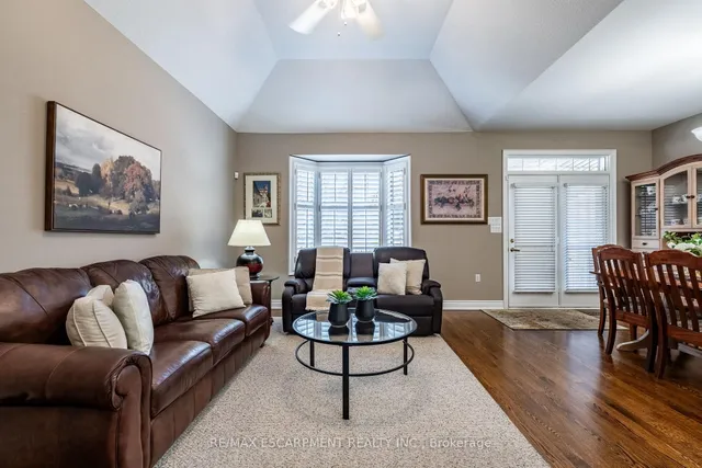 Additional property image - 18 Bellstone Lane