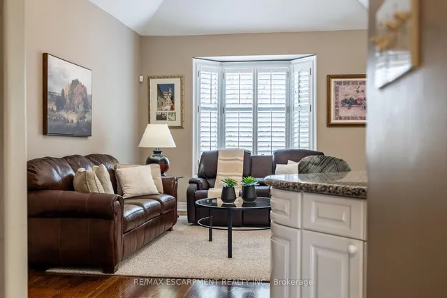 Additional property image - 18 Bellstone Lane