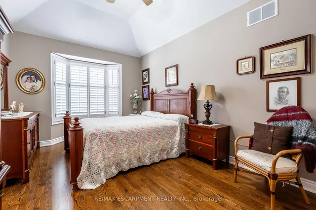 Additional property image - 18 Bellstone Lane