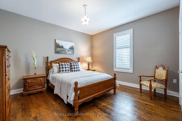 Additional property image - 18 Bellstone Lane