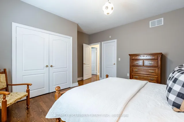 Additional property image - 18 Bellstone Lane