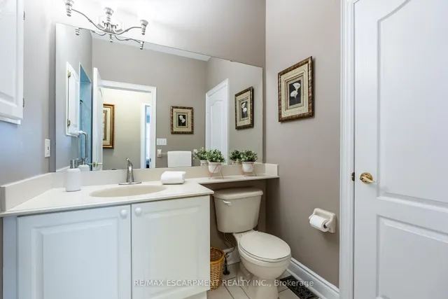 Additional property image - 18 Bellstone Lane