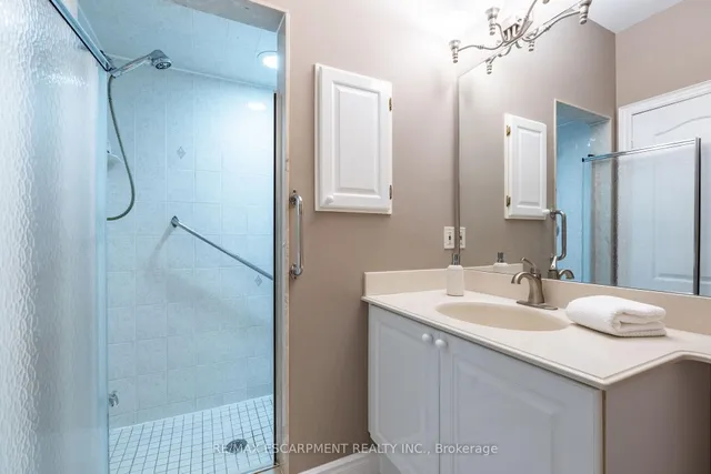 Additional property image - 18 Bellstone Lane