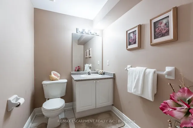 Additional property image - 18 Bellstone Lane
