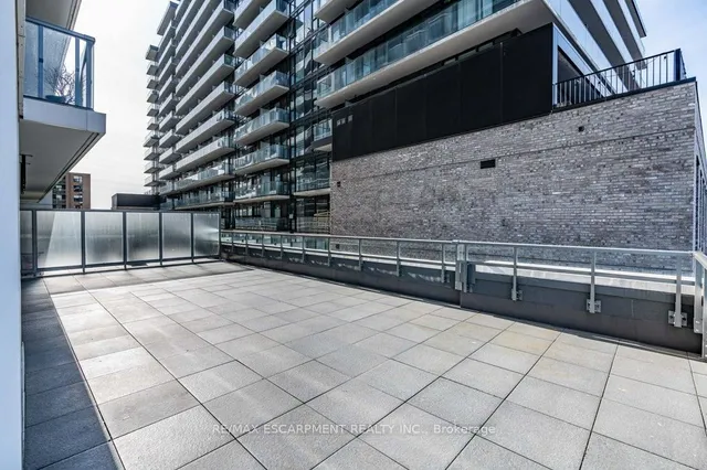 Additional property image - 212 King William St Unit 415