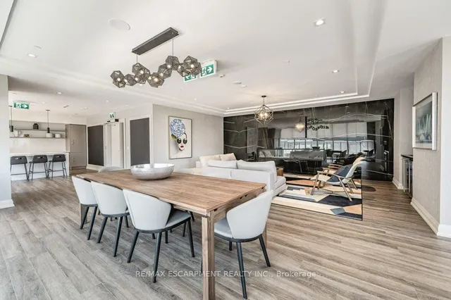 Additional property image - 212 King William St Unit 415