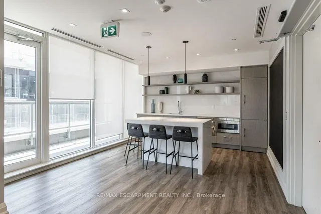 Additional property image - 212 King William St Unit 415