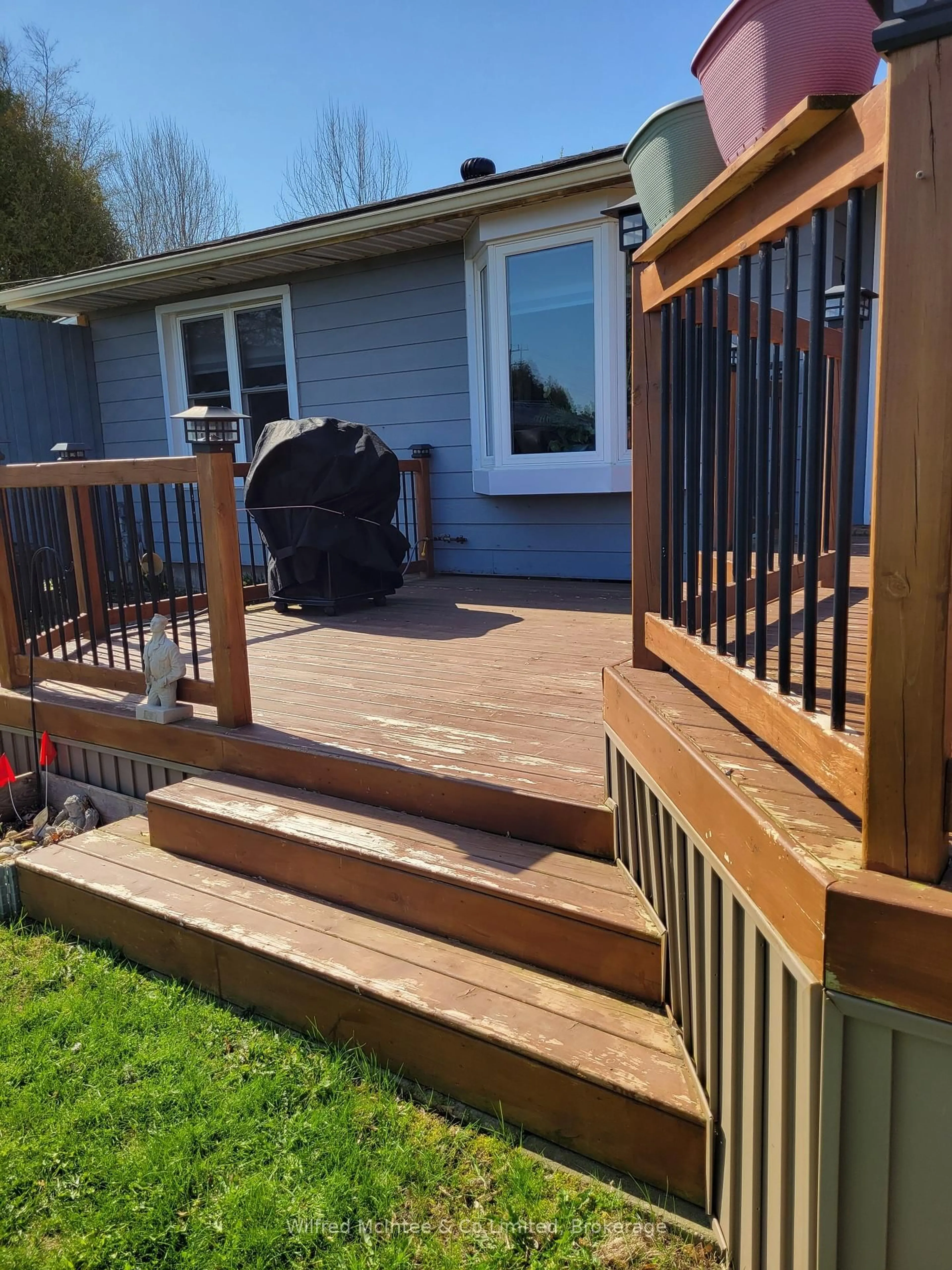 Patio, street for 313338 Hwy 6, West Grey Ontario N0G 1R0