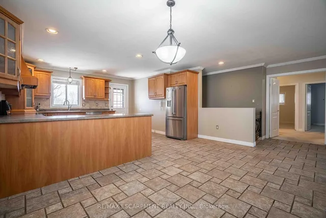 Additional property image - 6 Blackburn Lane