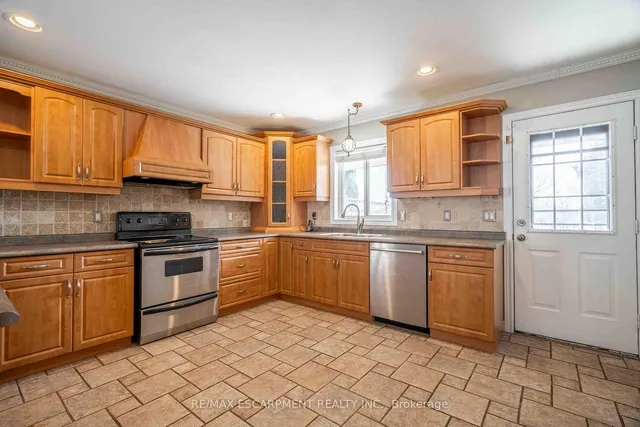 Additional property image - 6 Blackburn Lane