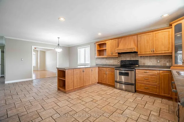 Additional property image - 6 Blackburn Lane