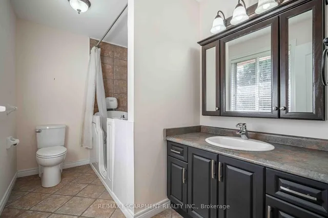 Additional property image - 6 Blackburn Lane