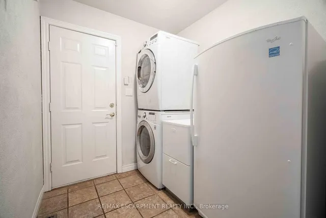 Additional property image - 6 Blackburn Lane