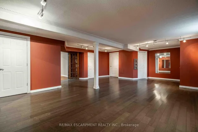 Additional property image - 6 Blackburn Lane