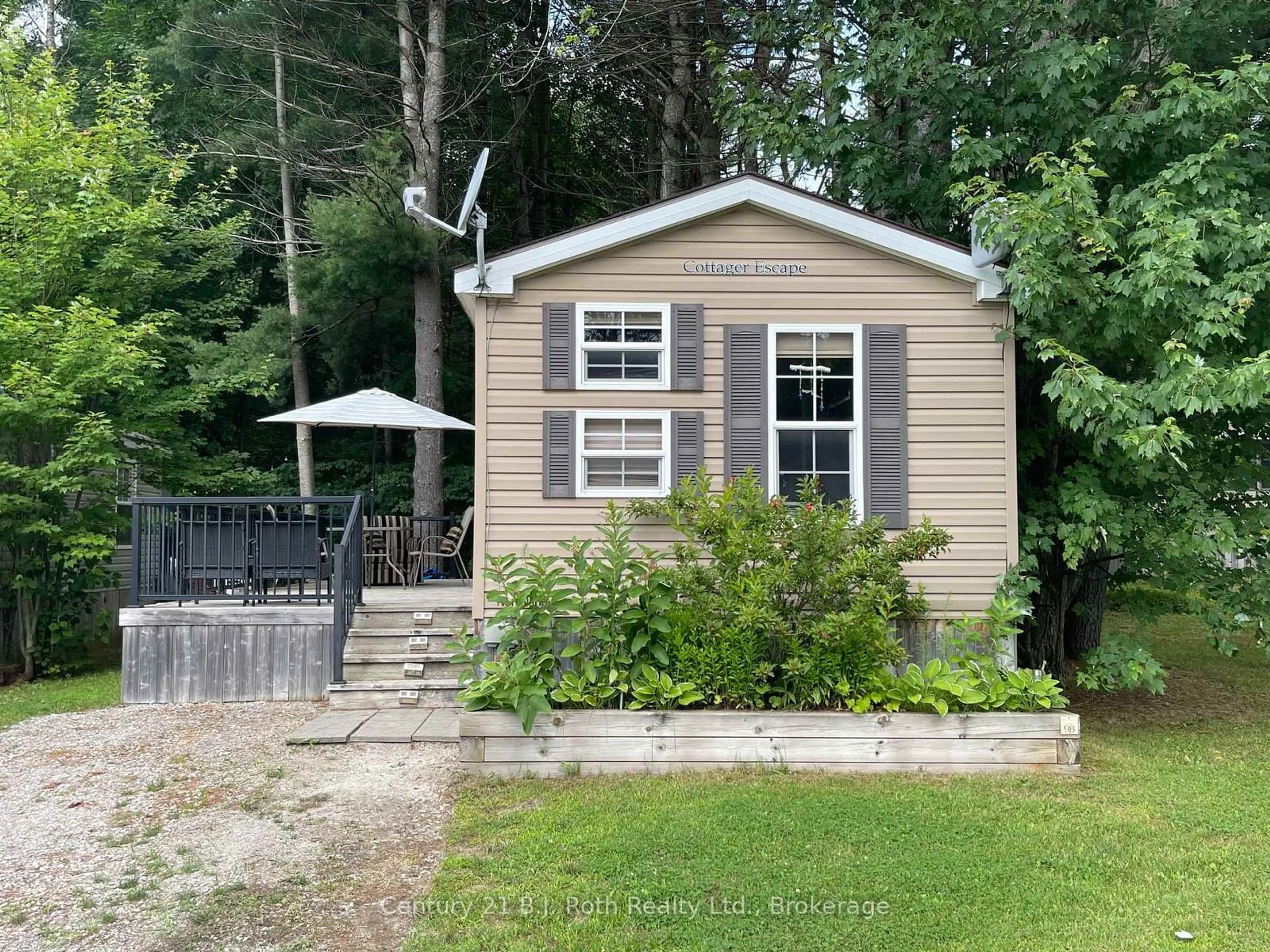 Shed for 1082 SHAMROCK MARINA Rd #98, Gravenhurst Ontario P0E 1N0