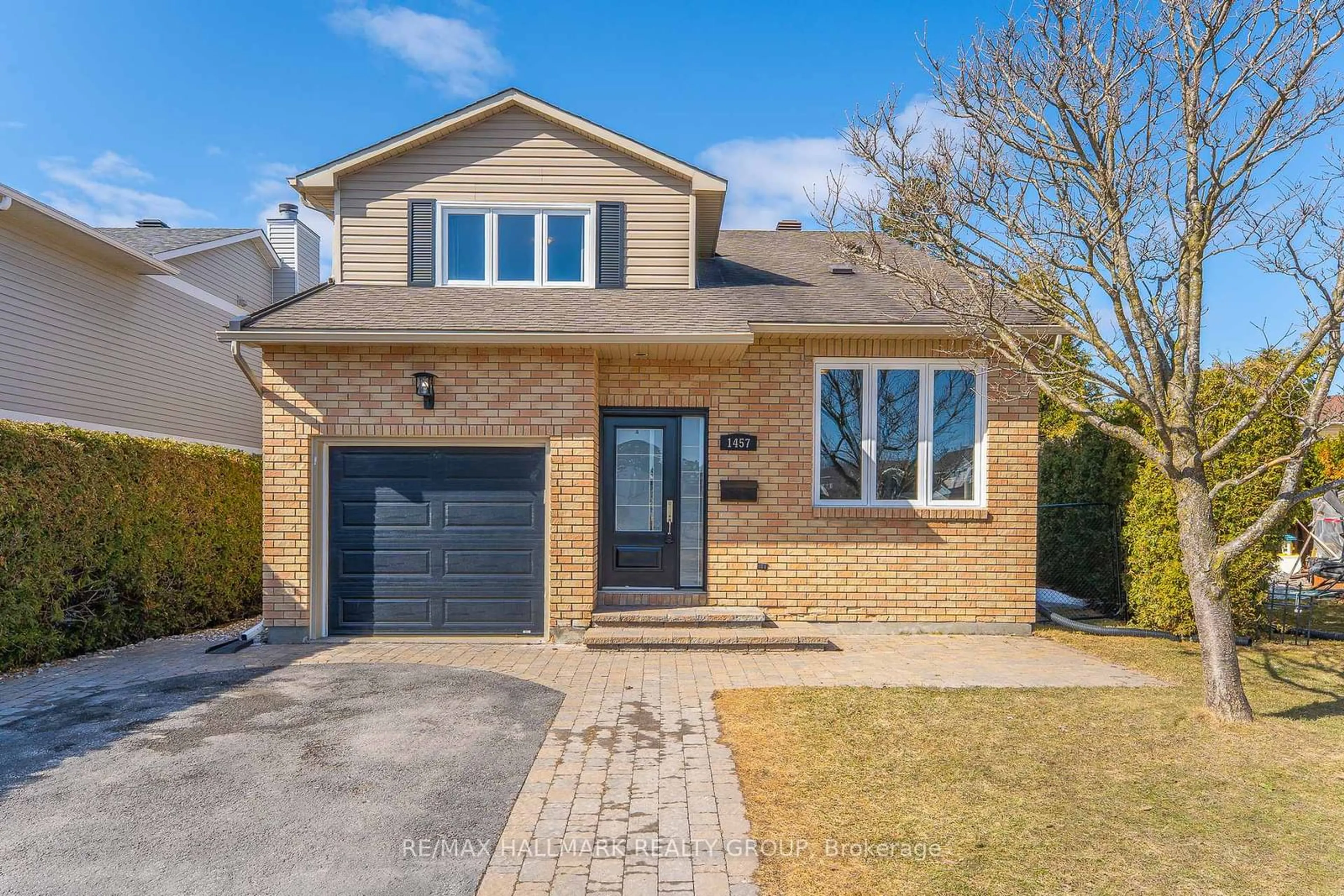 Home with brick exterior material, street for 1457 Kamouraska Circ, Ottawa Ontario K1C 3J1
