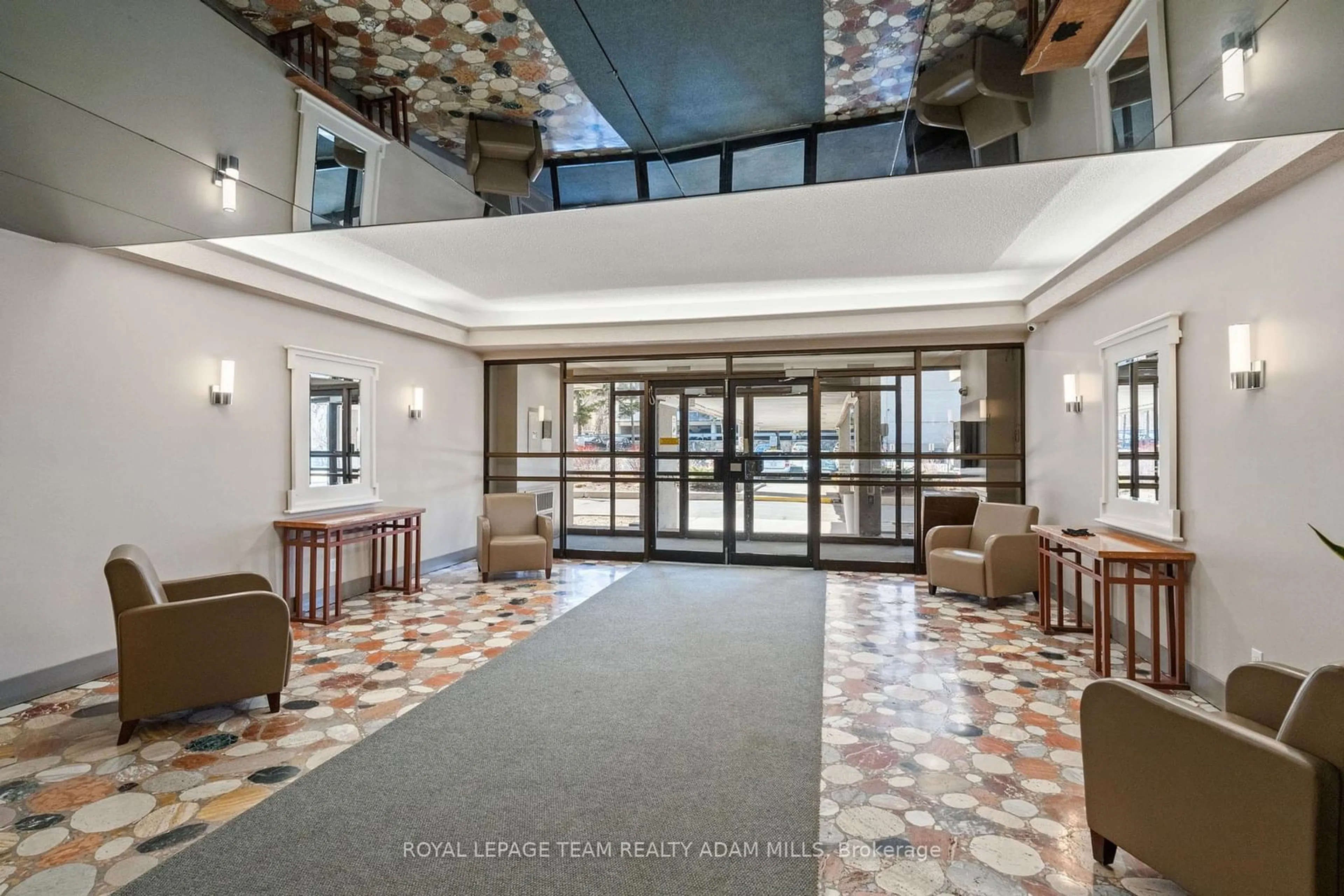 Lobby for 1785 Frobisher Lane #1109, Ottawa Ontario K1G 3T7