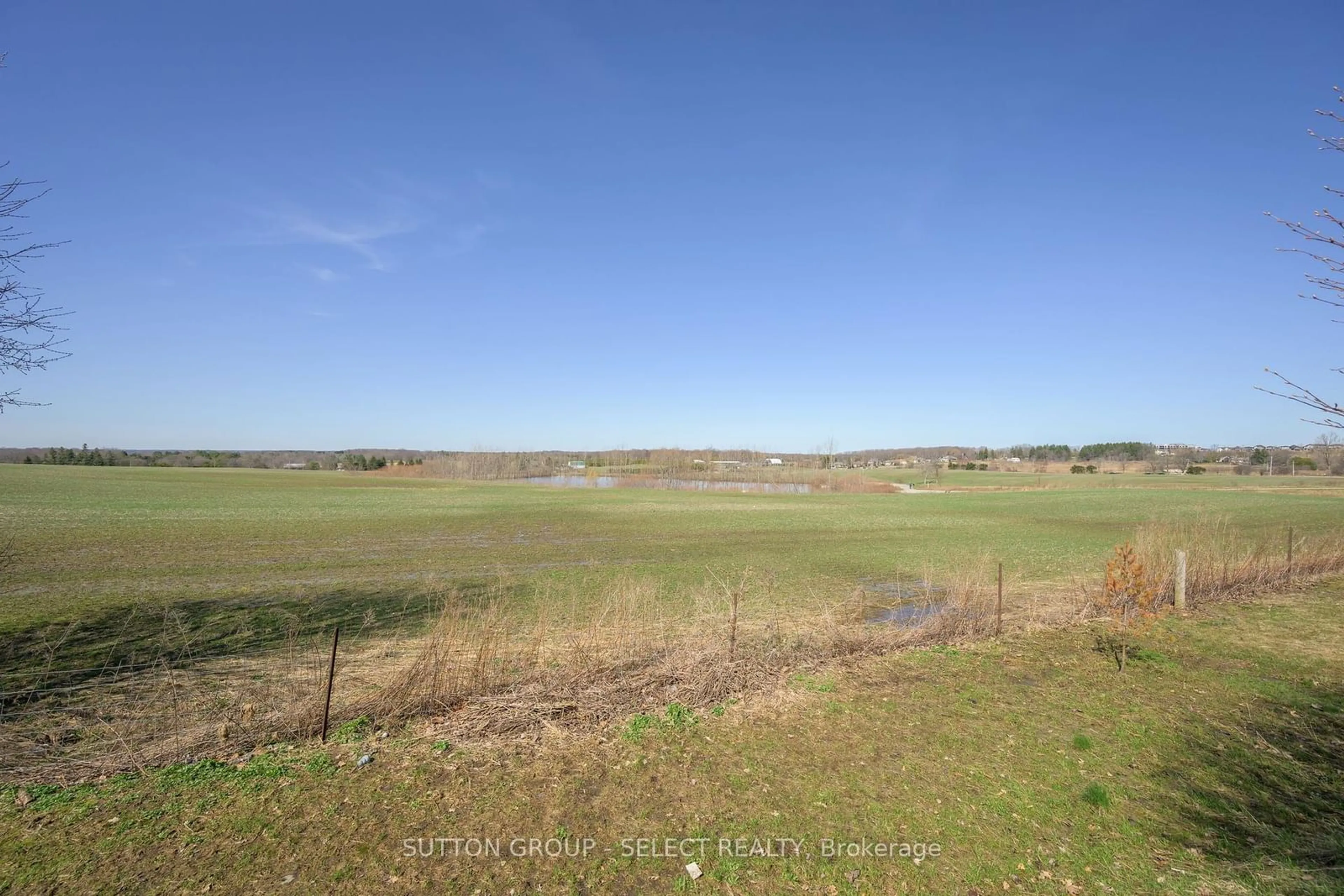 A pic from outside/outdoor area/front of a property/back of a property/a pic from drone, water/lake/river/ocean view for 2151 Wickerson Rd, London Ontario N6K 5C4