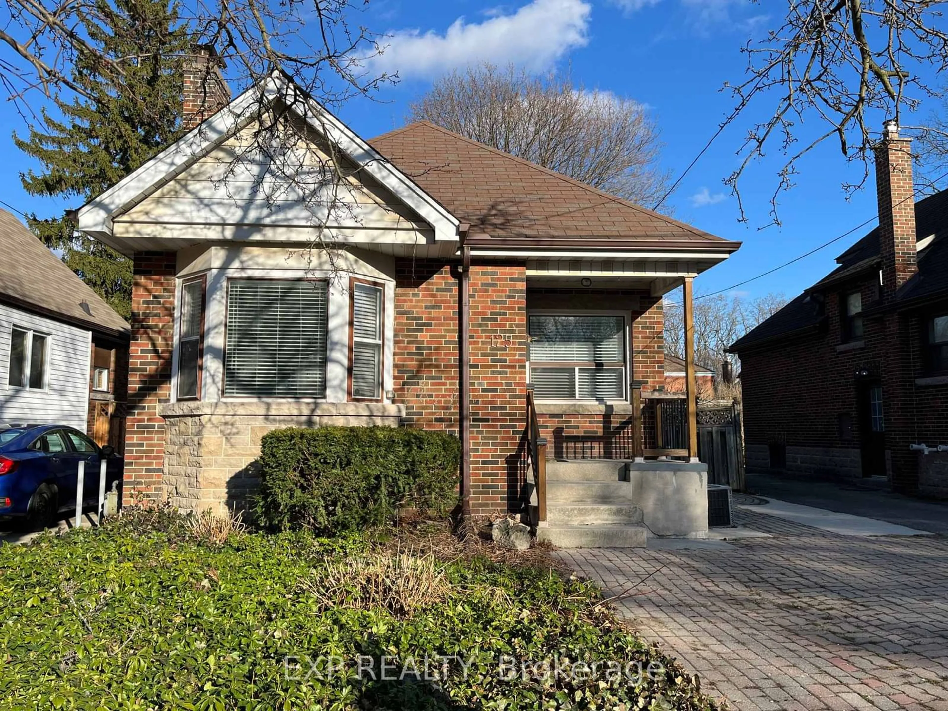 Home with brick exterior material, street for 125 Haddon Ave, Hamilton Ontario L8S 1X7