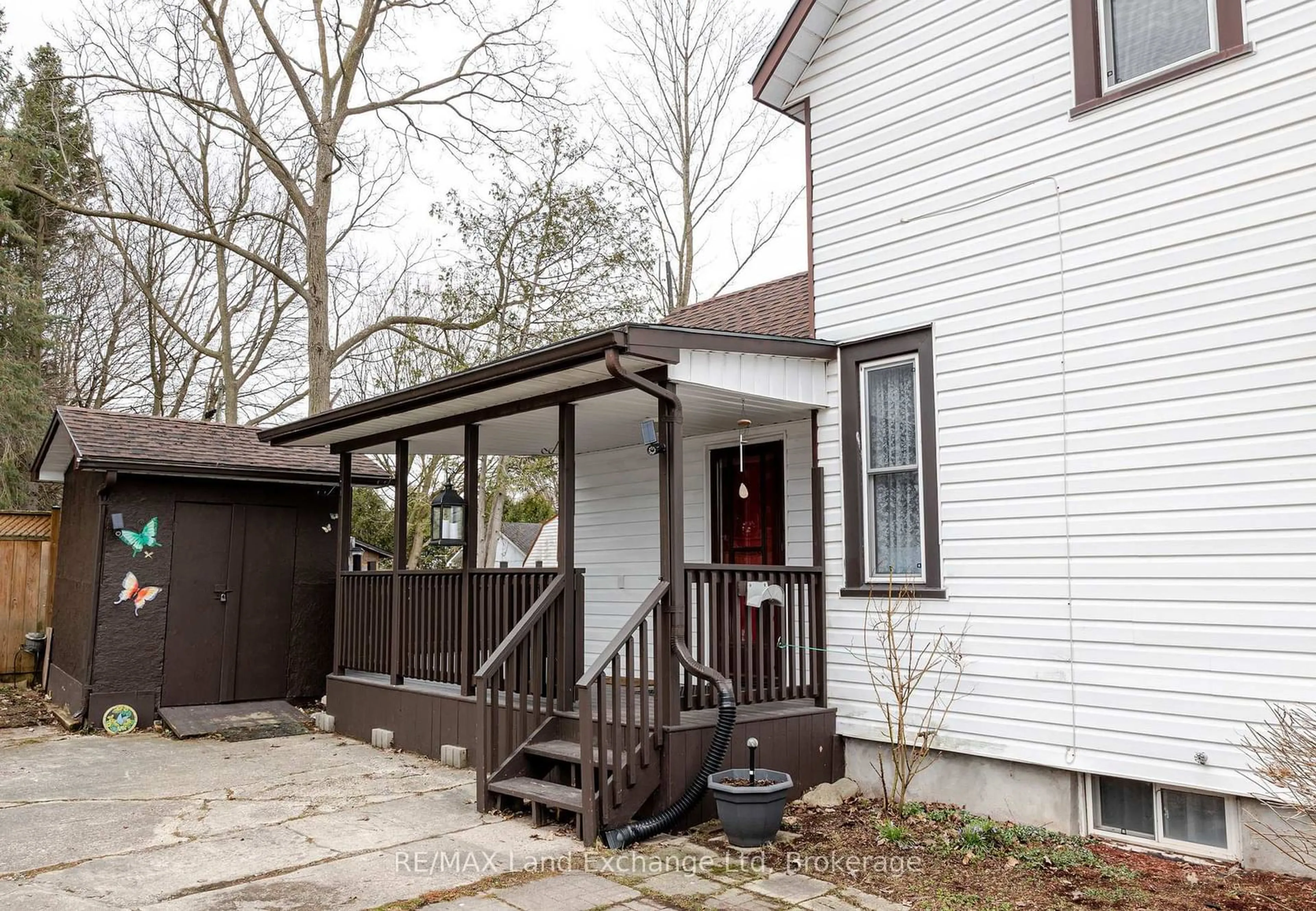 Patio, street for 90 Alfred St, North Huron Ontario N0G 2W0