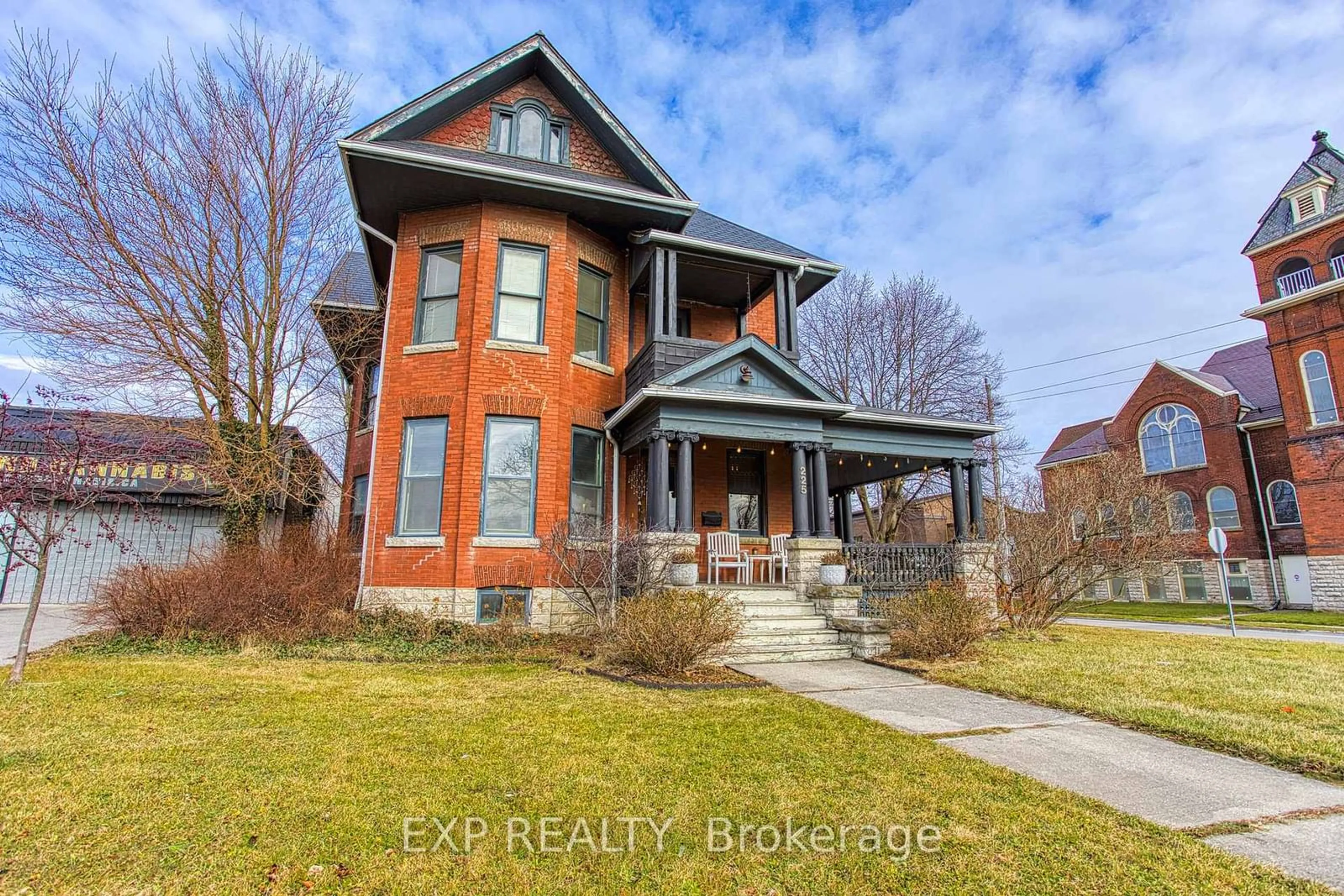 Home with brick exterior material, street for 225 Broad St, Haldimand Ontario N1A 1G1