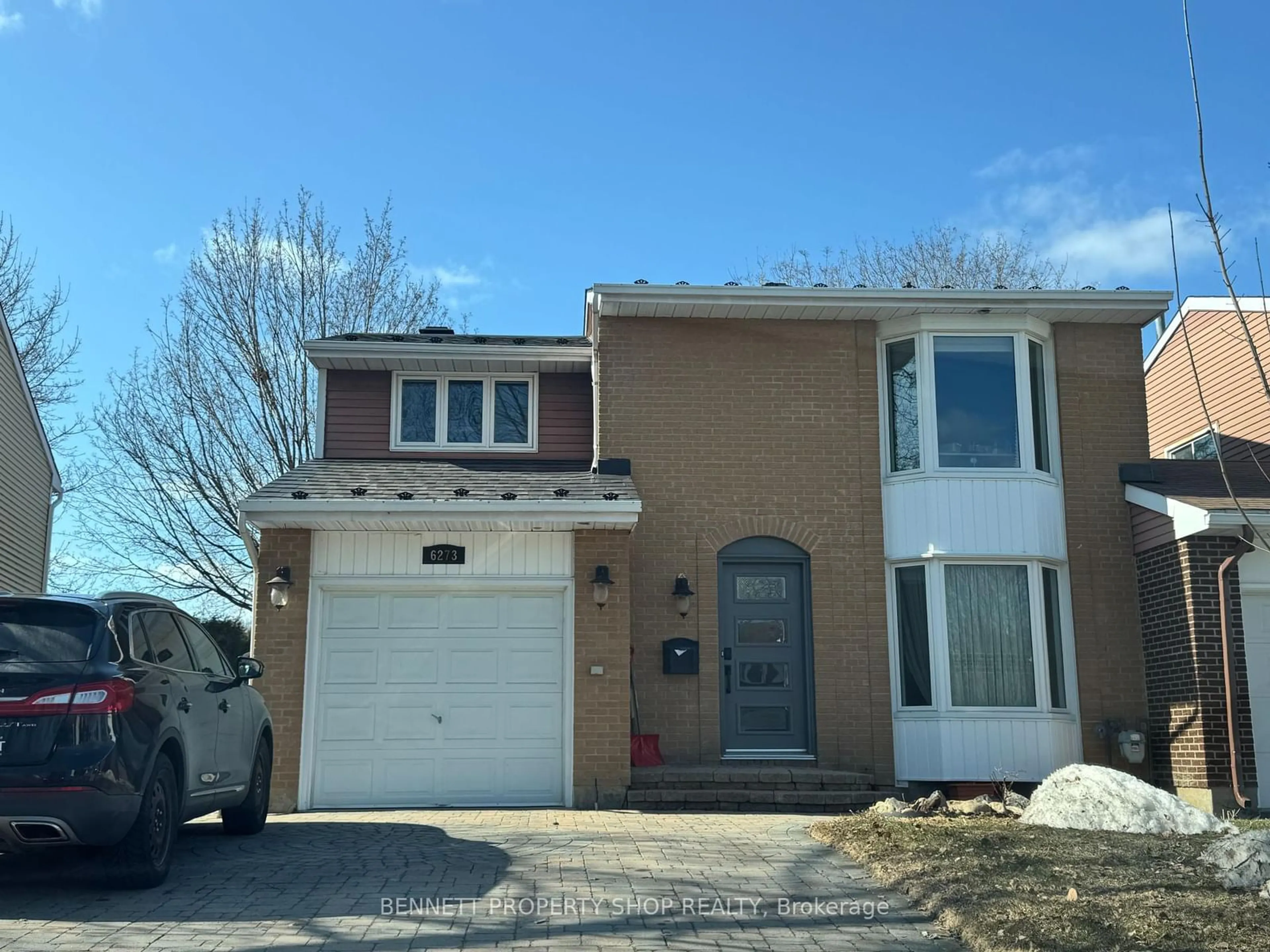 Home with vinyl exterior material, street for 6273 Paddler Way, Ottawa Ontario K1C 2G5