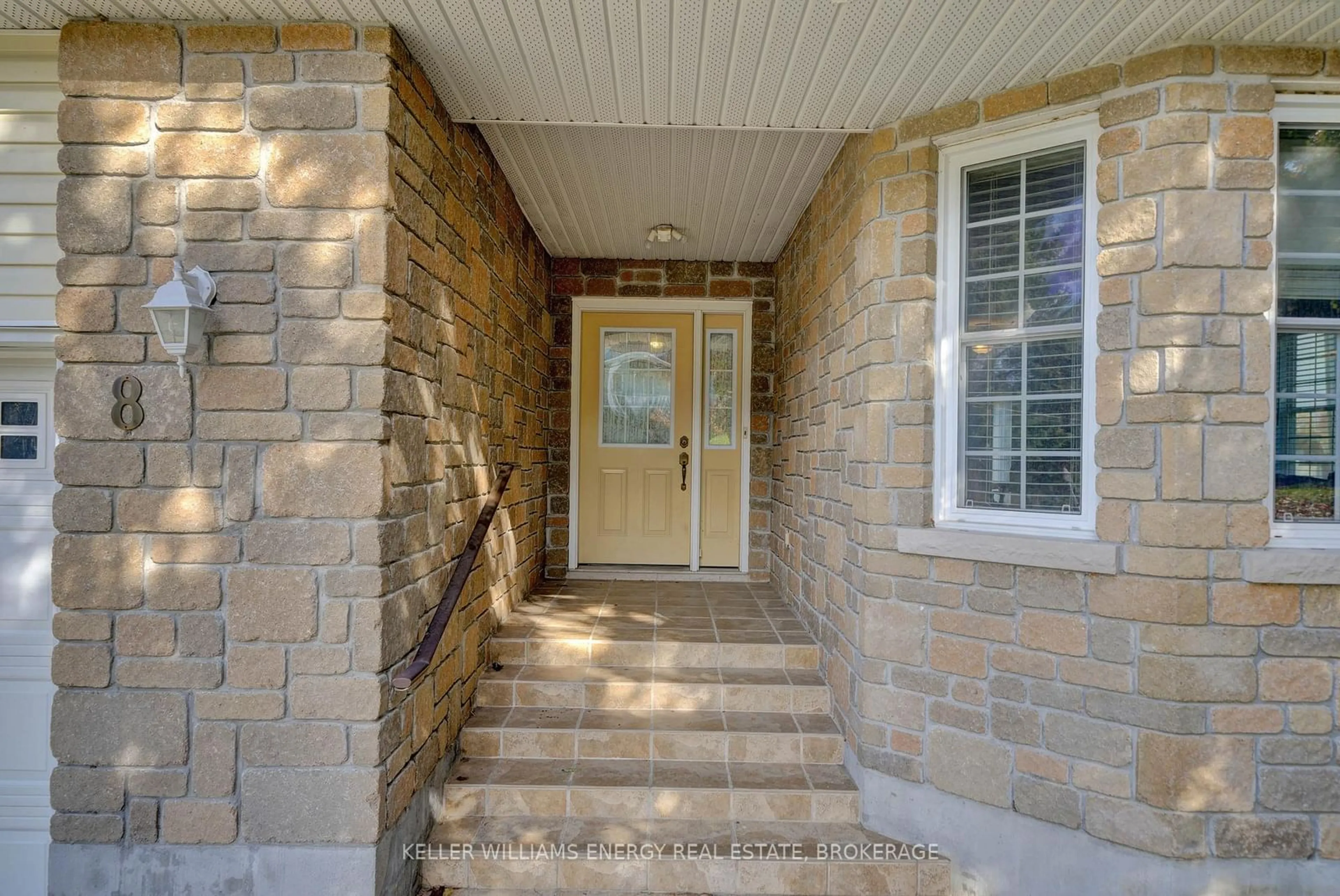 Indoor entryway for 8 Cumberland St, Prince Edward County Ontario K0K 2T0