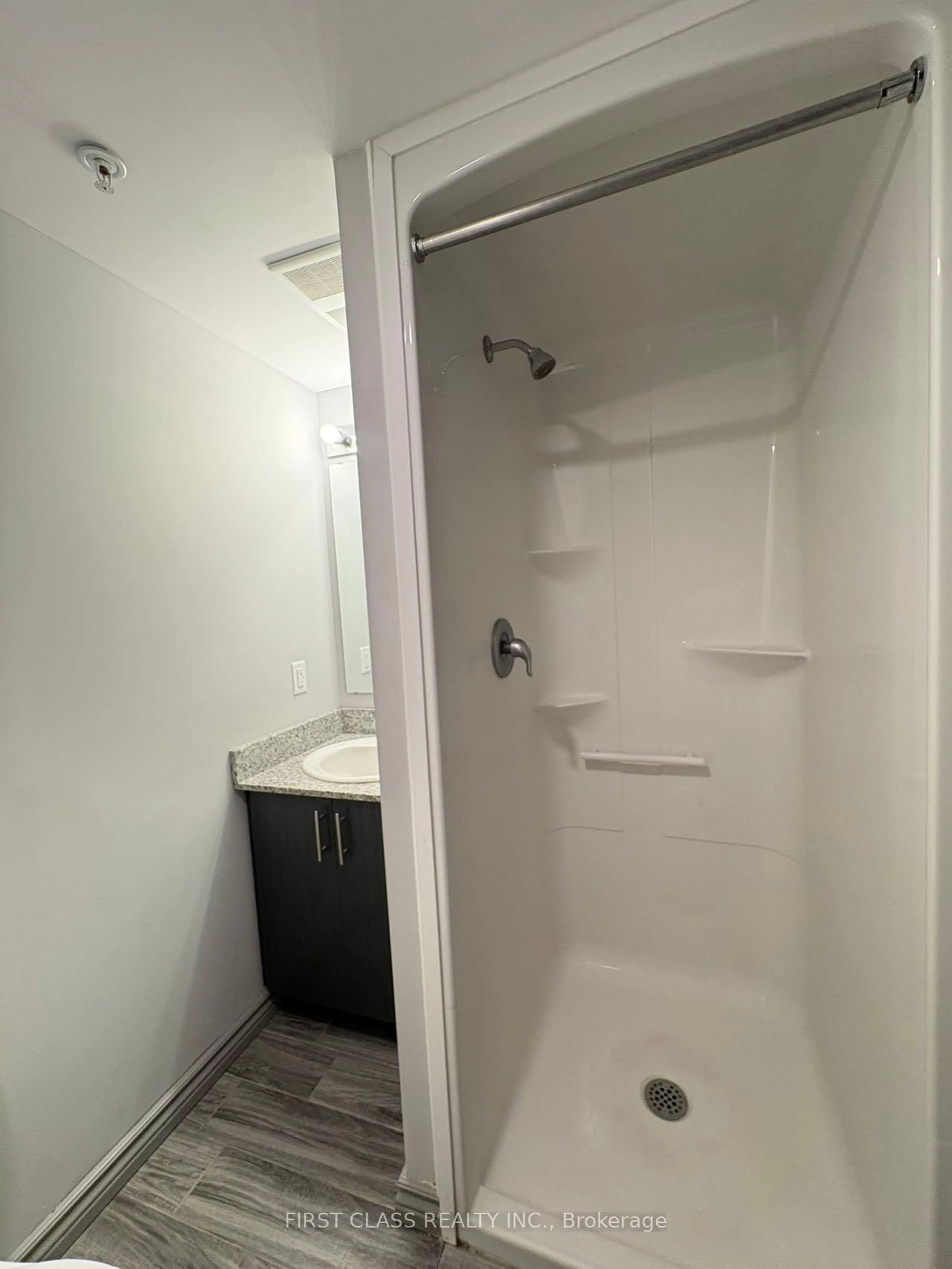 A pic of a room for 275 Larch St #F405, Waterloo Ontario N2L 3R2