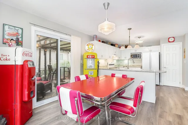 Additional property image - 105 Glenariff Dr