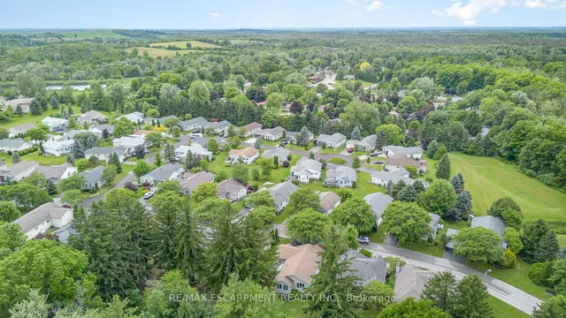 Additional property image - 105 Glenariff Dr