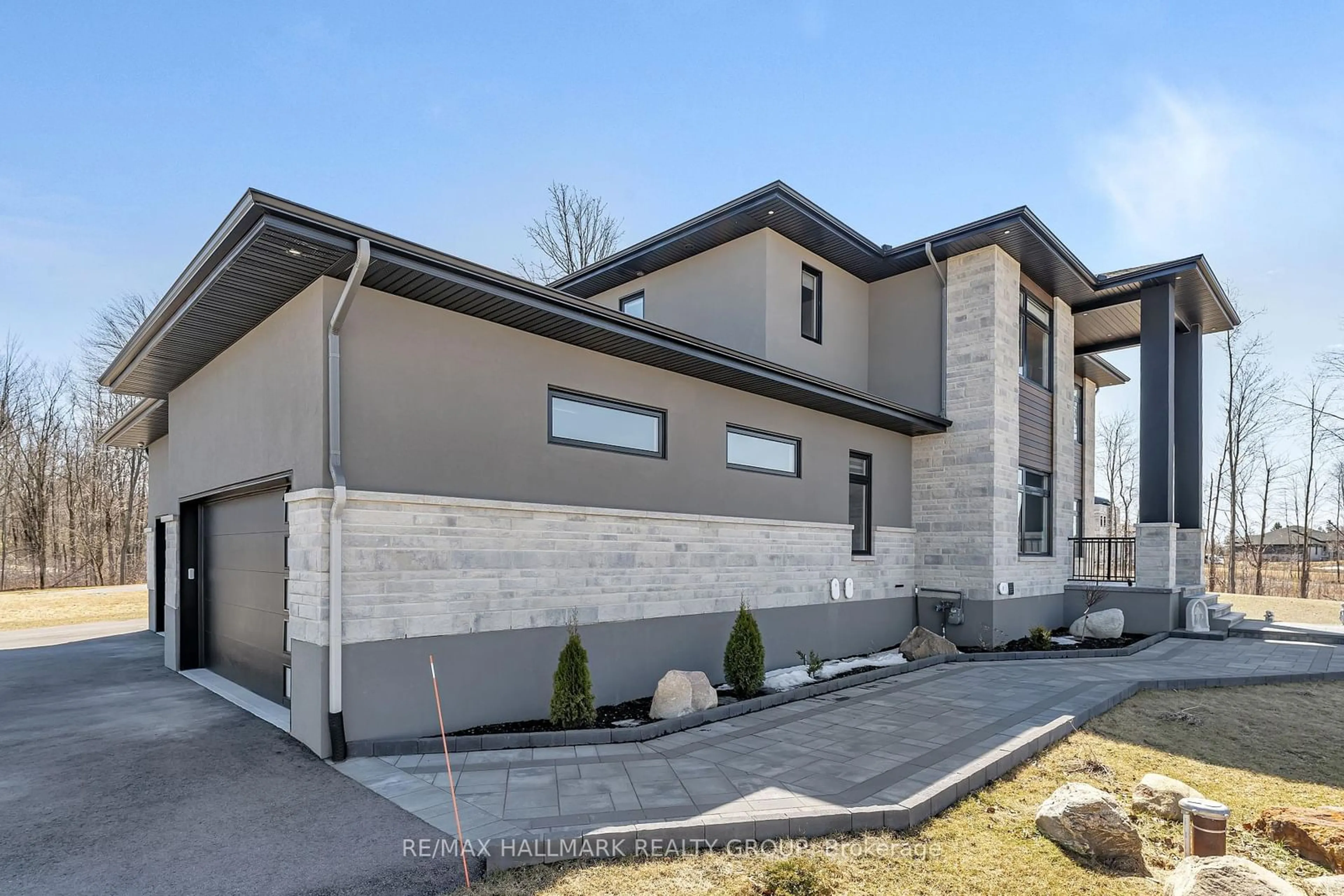 Home with brick exterior material, street for 595 Shoreway Dr, Greely Ontario K4P 0G3