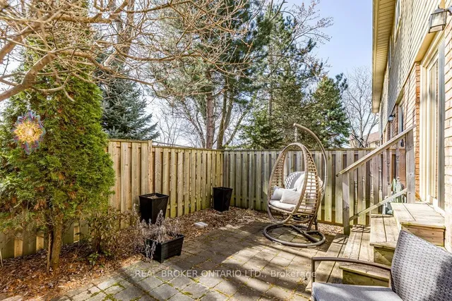 Additional property image - 79 Braeheid Ave Unit 1