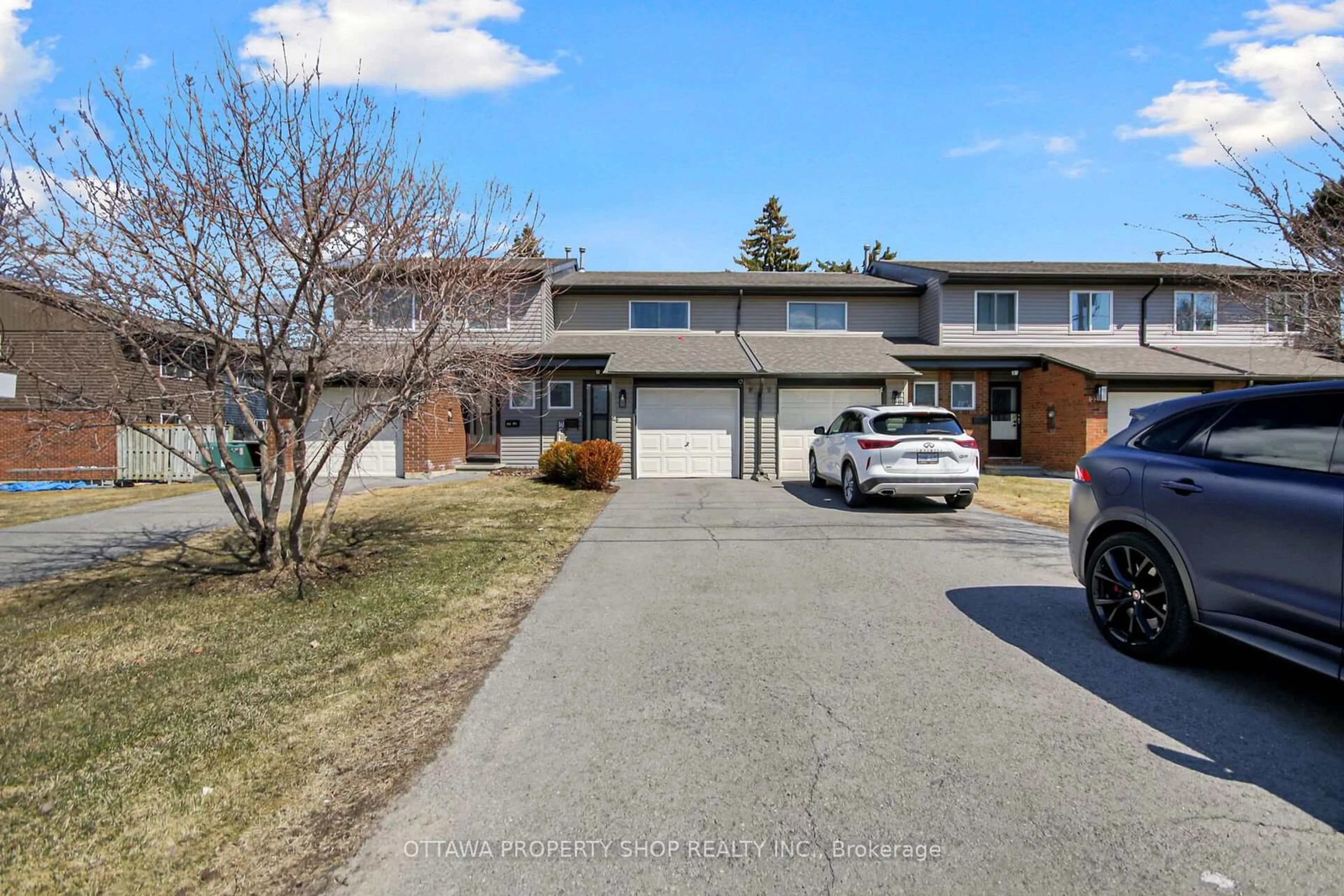 A pic from outside/outdoor area/front of a property/back of a property/a pic from drone, street for 2247 Boyer Rd #67, Ottawa Ontario K1C 3B7
