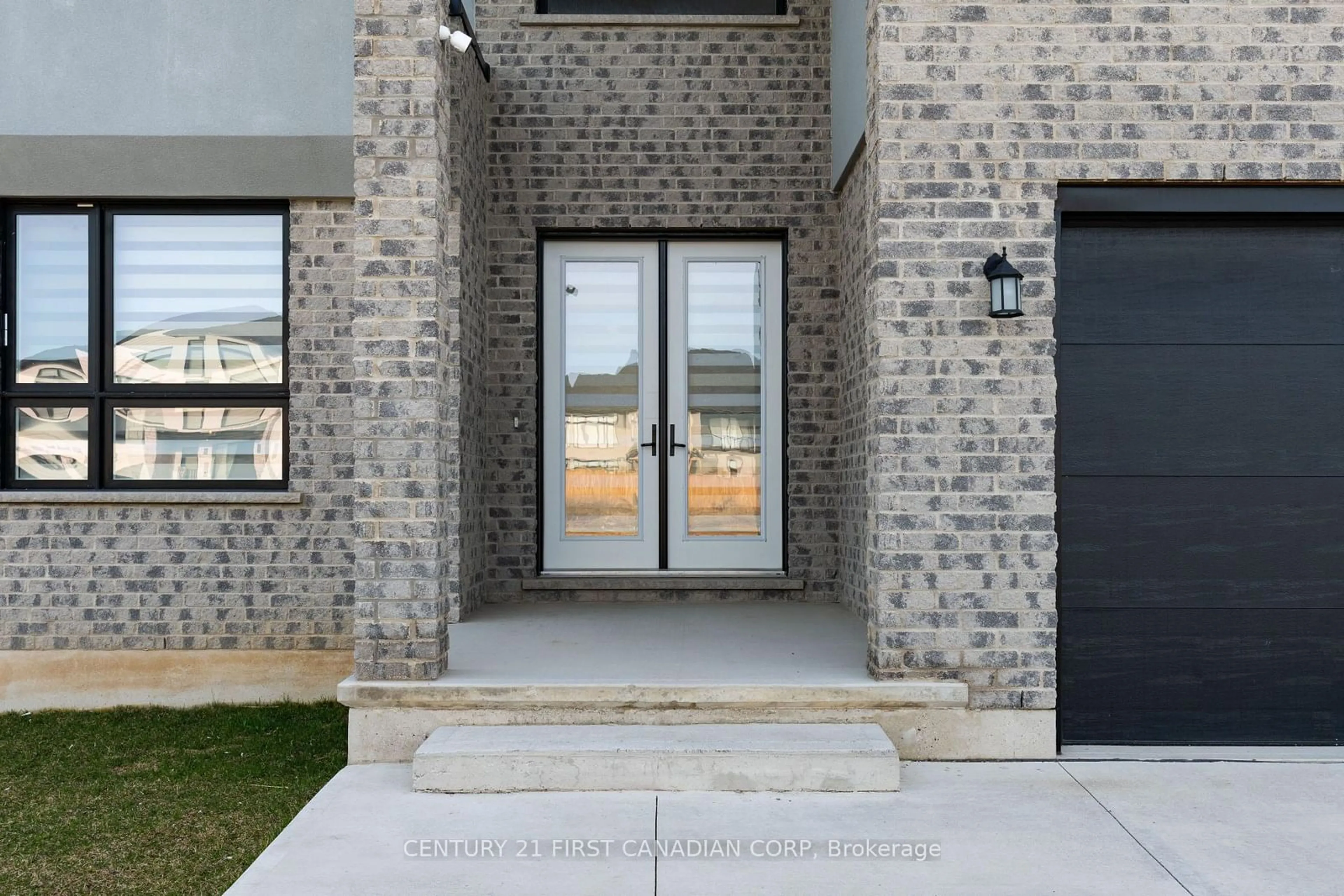 Home with brick exterior material, street for 3415 Isleworth Rd, London Ontario N6P 0G8
