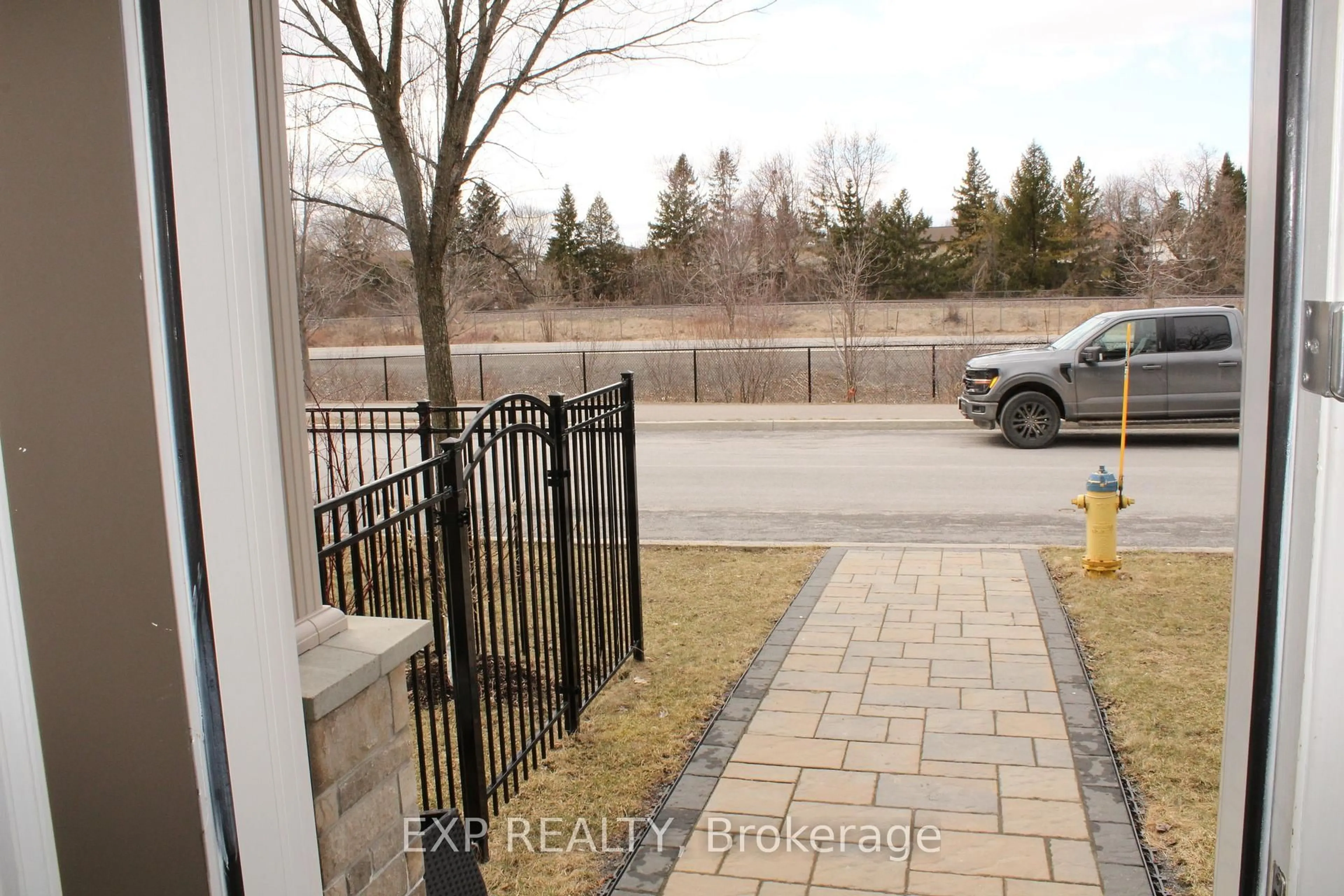 Patio, street for 580 Via Mattino Way, Nepean Ontario K2J 6B8