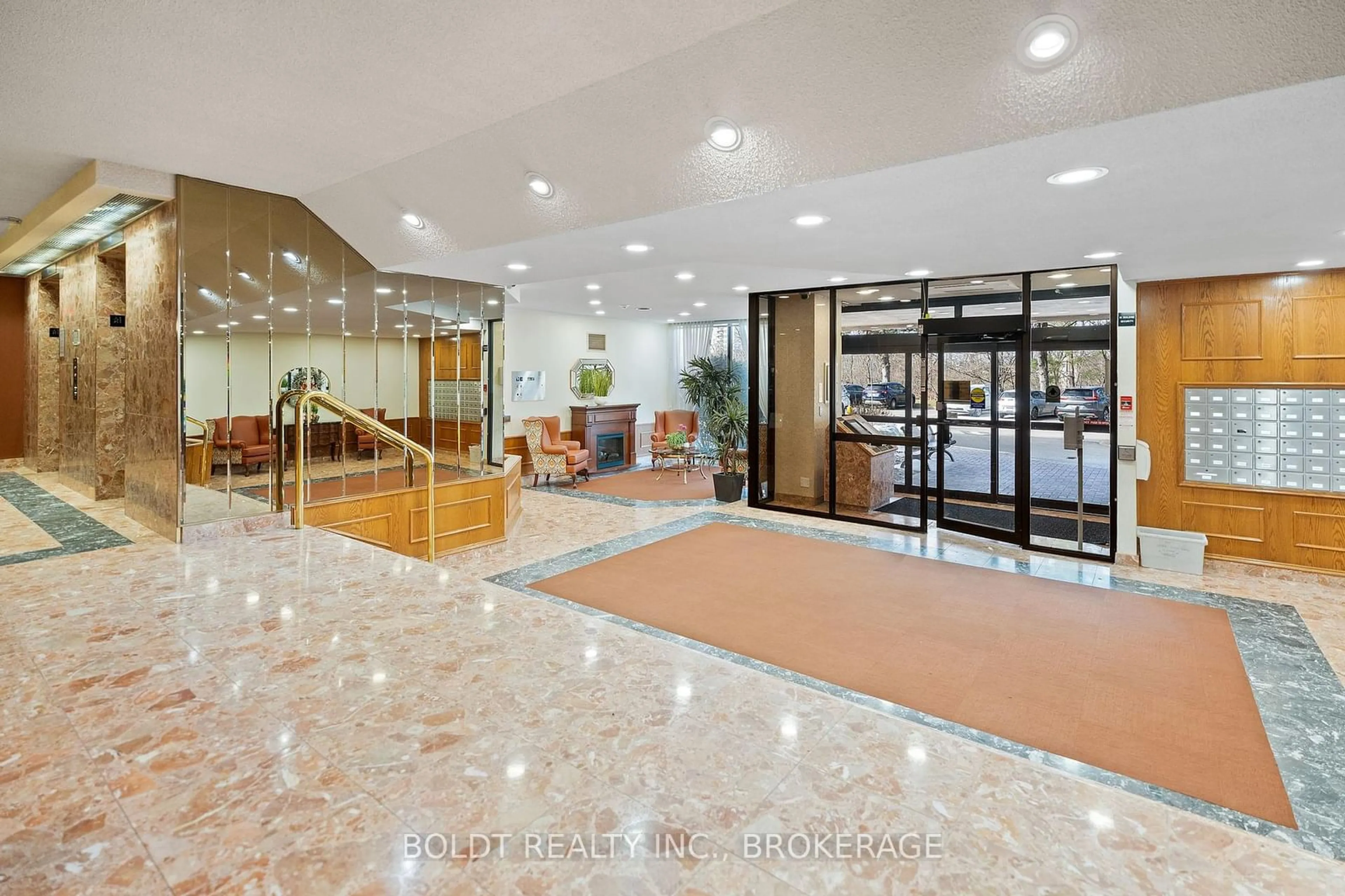 Lobby for 3 Towering Heights Blvd #501, St. Catharines Ontario L2T 4A4