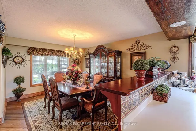 Additional property image - 136 Country Club Dr