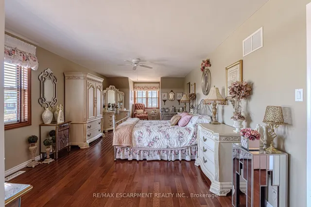Additional property image - 136 Country Club Dr