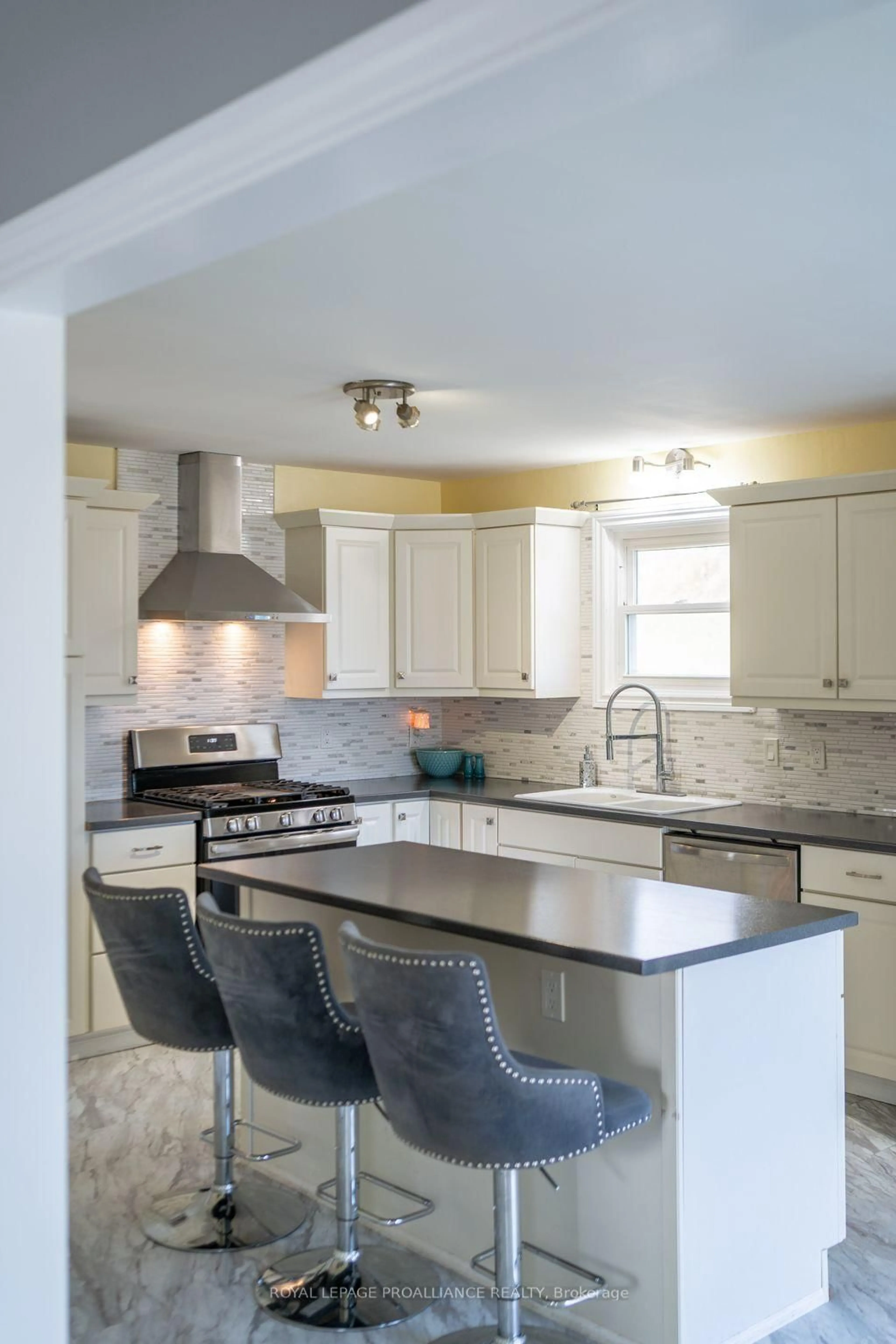 Contemporary kitchen, ceramic/tile floor for 1492 County Rd 5 N/A, Hastings Ontario K0K 2C0