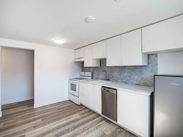 Additional image 6 of 7 Capilano Dr