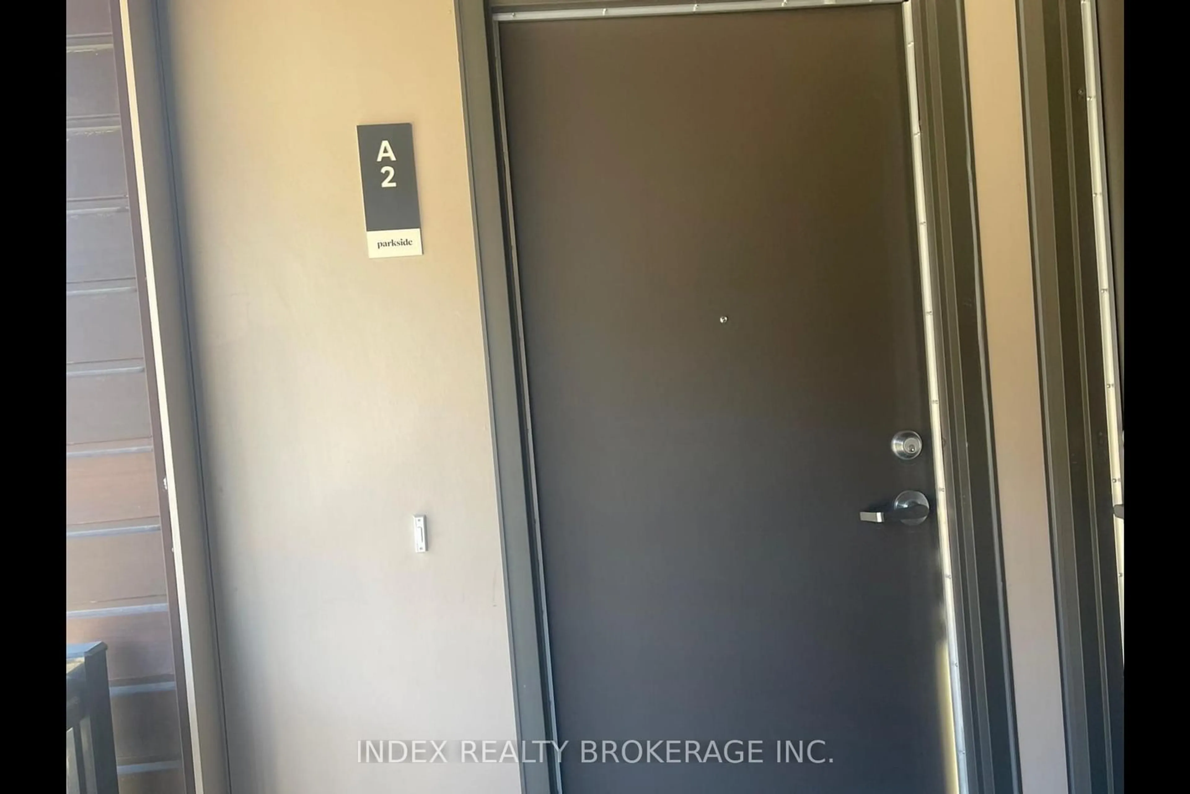 Indoor entryway for 10 Palace St #A2, Kitchener Ontario N2E 0J3