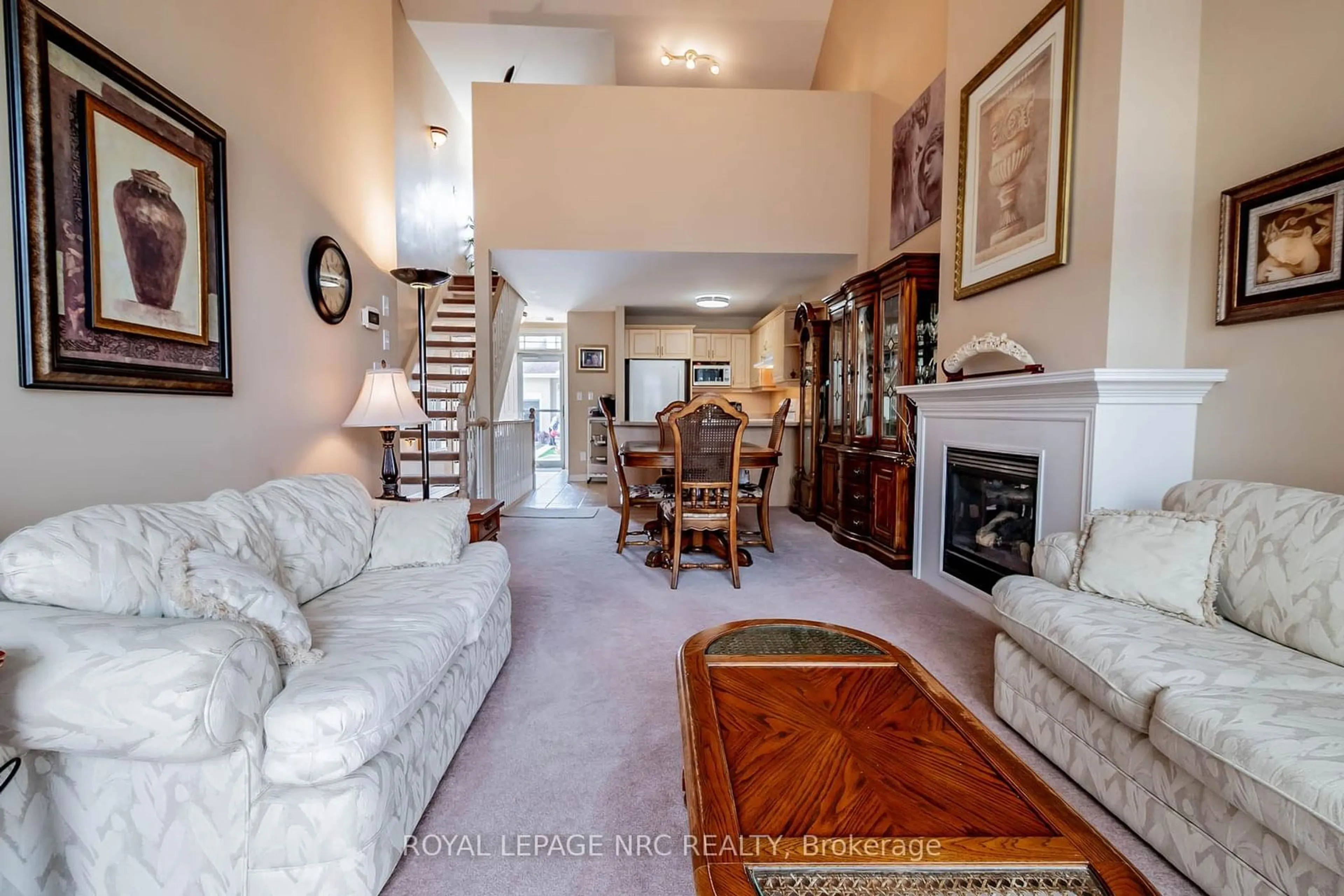 Living room with furniture, unknown for 4300 KALAR Rd #15, Niagara Falls Ontario L2H 1S8